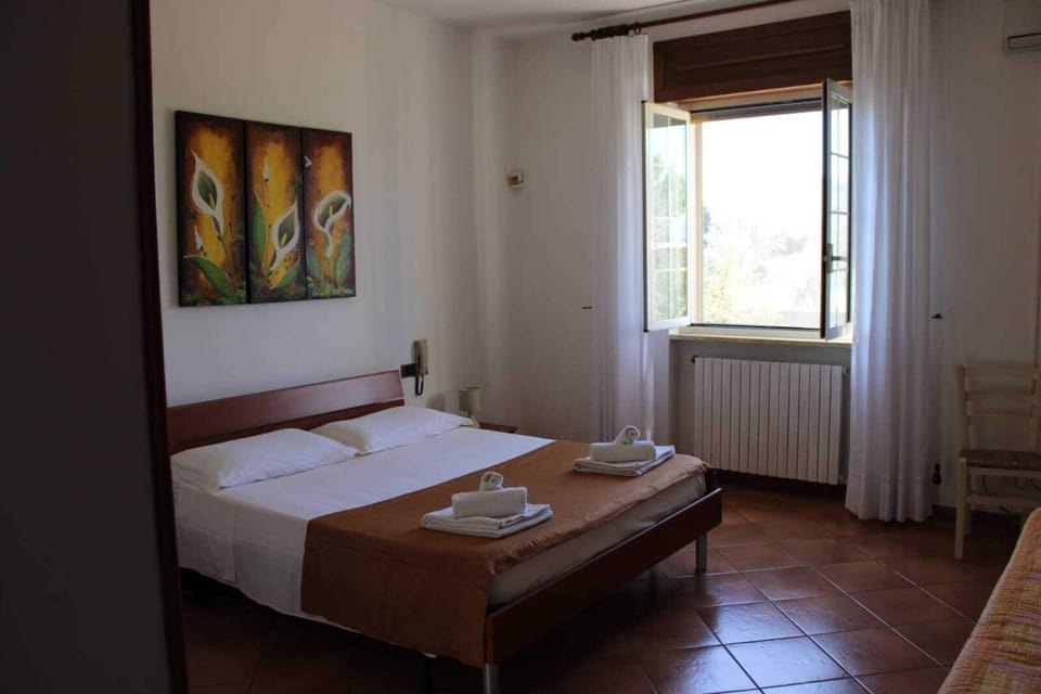 Family Room, Garden View | Iron/ironing board (on request), cribs (surcharge), WiFi (free)