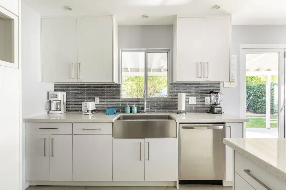 Kitchen sink