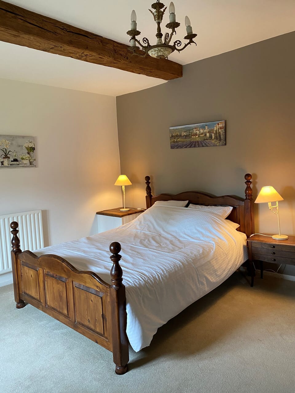 Family Room | Desk, blackout drapes, free cribs/infant beds, free WiFi