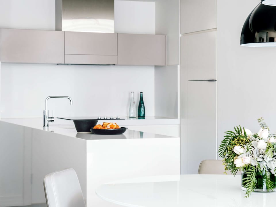 Apartment, 2 Bedrooms, Kitchen | Premium bedding, pillowtop beds, minibar, in-room safe