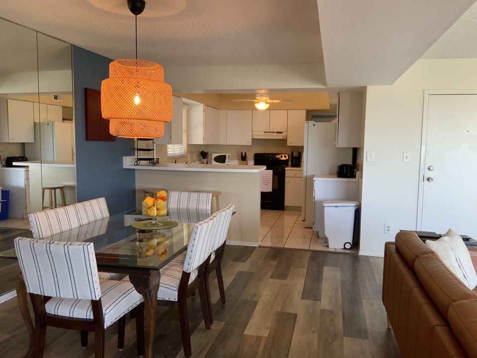 Dining room / kitchen