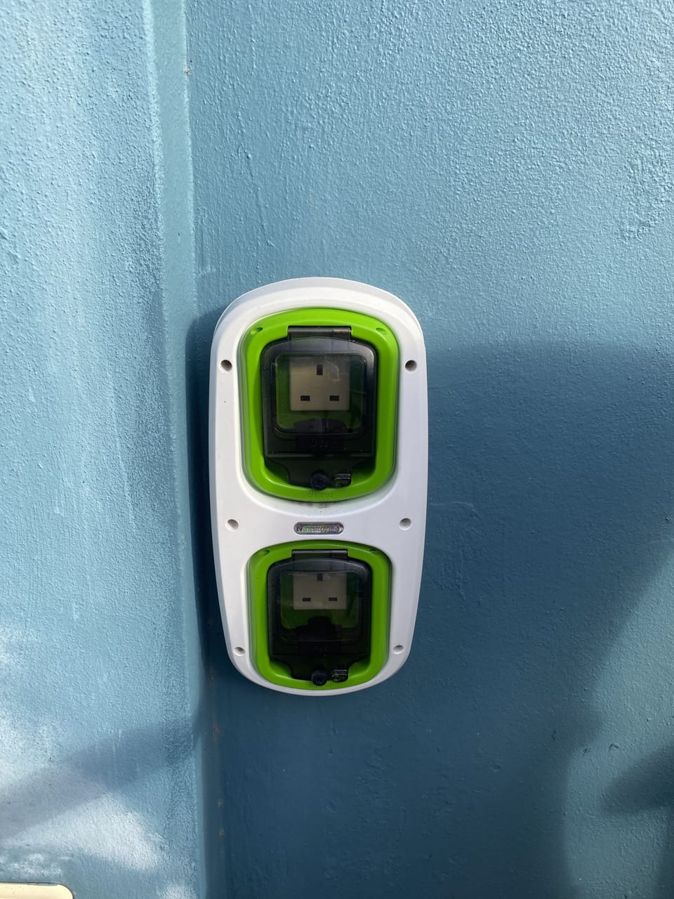 Charging unit for rented electrical vehicles