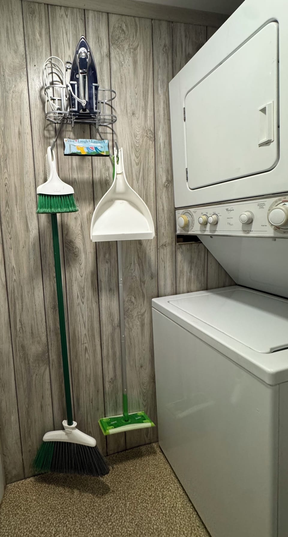 TIDY LAUNDRY AREA