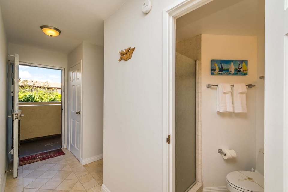 2ND BATH WITH SHOWER