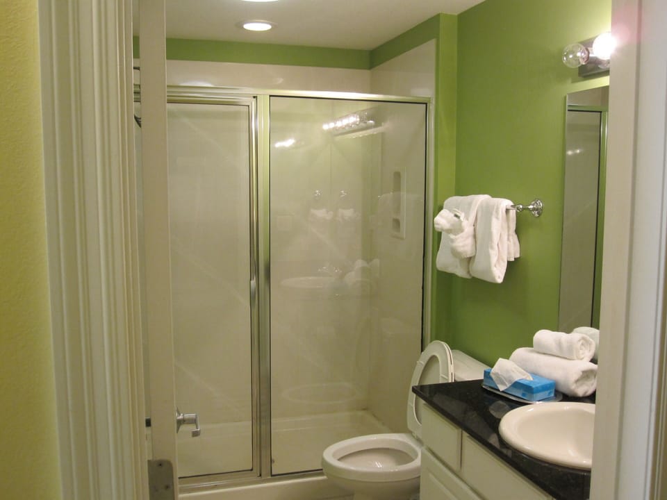 Full Bath at Hallway