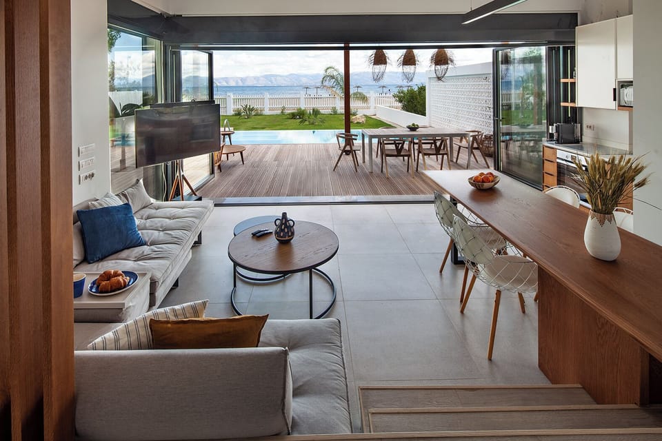 Sun n Chill Bed and Breakfast in Peloponnese, Western Greece and the Ionian
