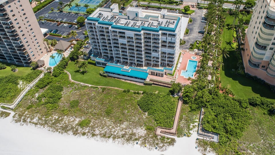 Apollo beach entrance