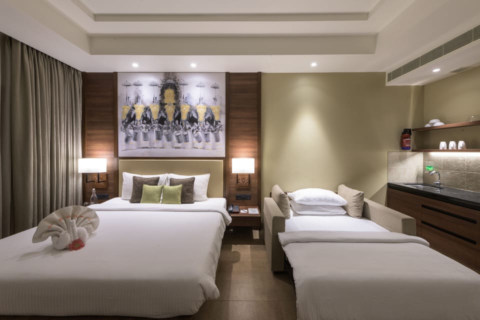 Hotel Unit (Superior Room) | Minibar, iron/ironing board, free WiFi