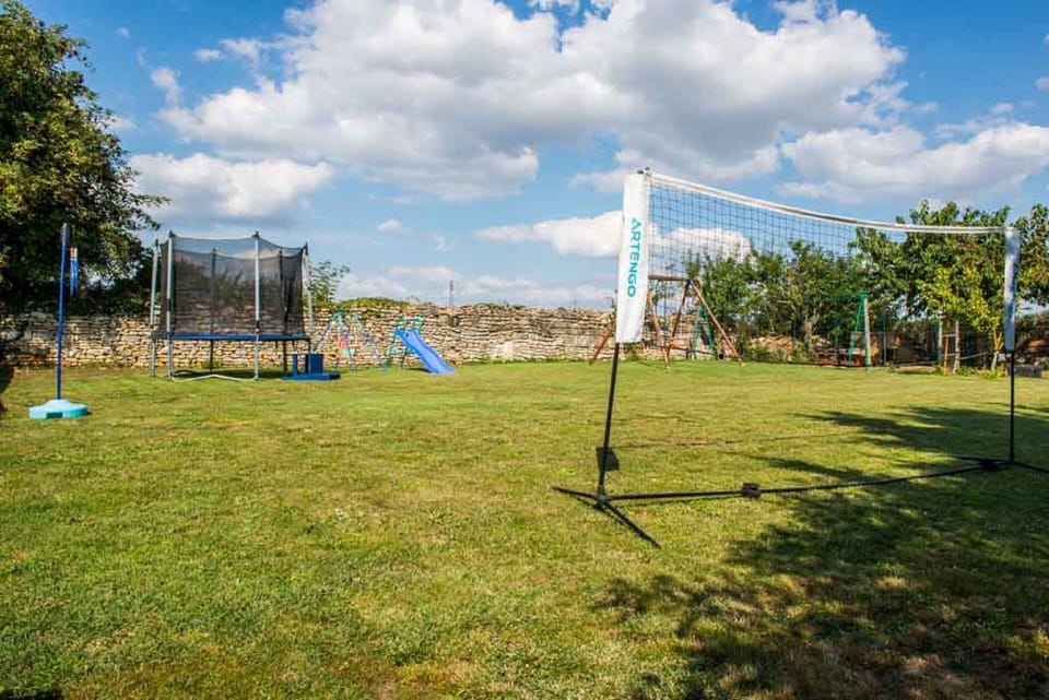Sport court