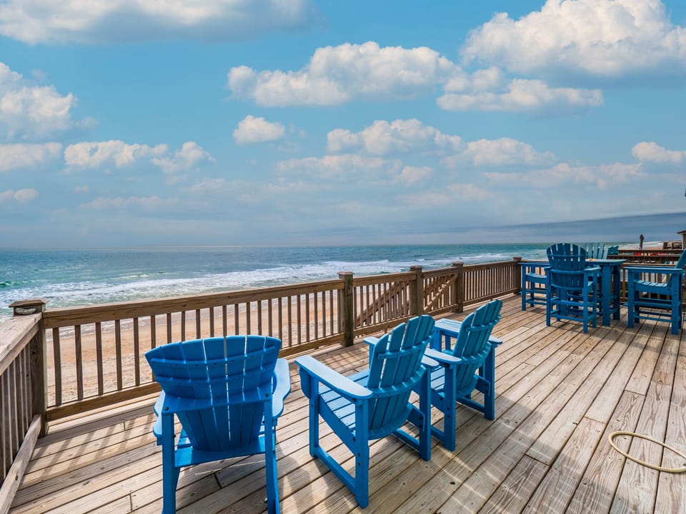 Oceanfront Deck - Top Level