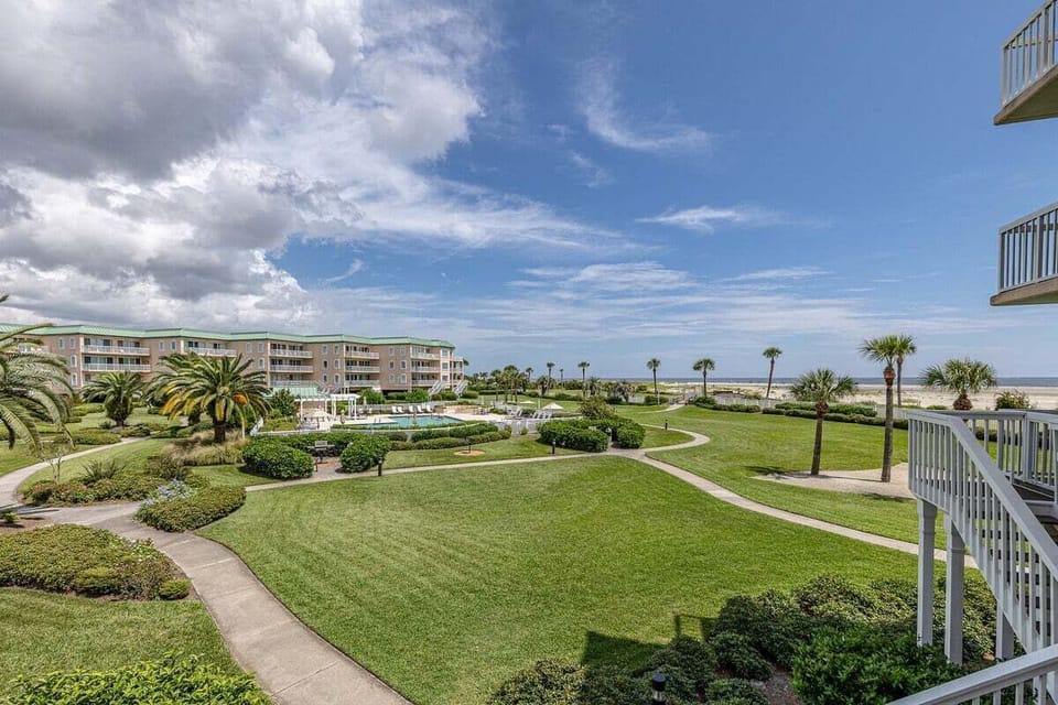 Saint Simons Grand #103  Private Balcony  Direct Oceanview