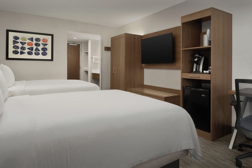 Premium bedding, pillowtop beds, in-room safe, desk
