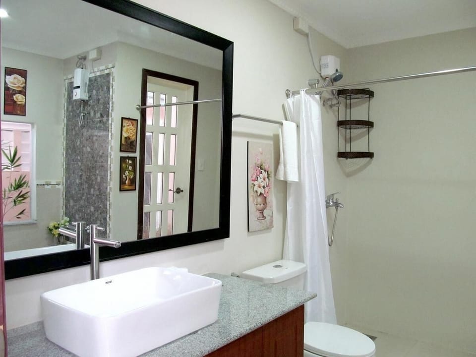 Superior Suite, 1 Bedroom, Refrigerator, Pool View | Bathroom | Free toiletries, hair dryer, towels