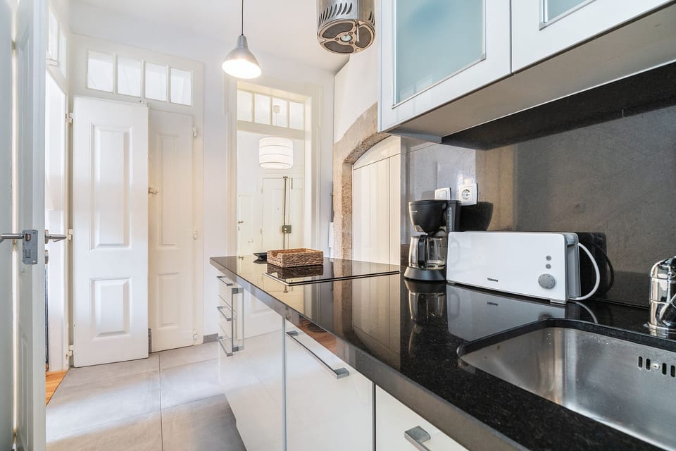 Standard Apartment, 2 Bedrooms | Private kitchen | Full-size fridge, microwave, oven, stovetop
