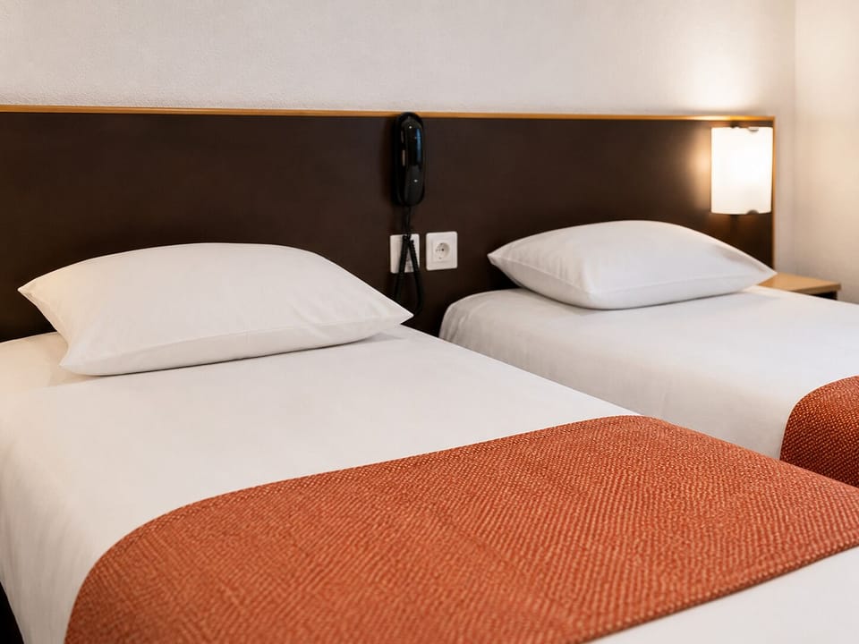 Economy Double Room | Desk, blackout drapes, soundproofing, free cribs/infant beds