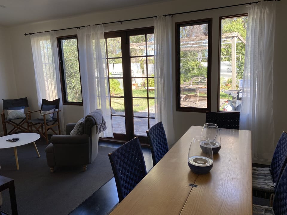 Dining area - cottage garden 