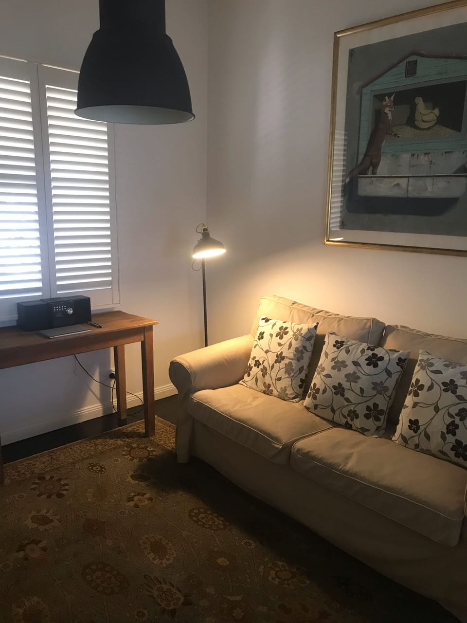 Entry living room 