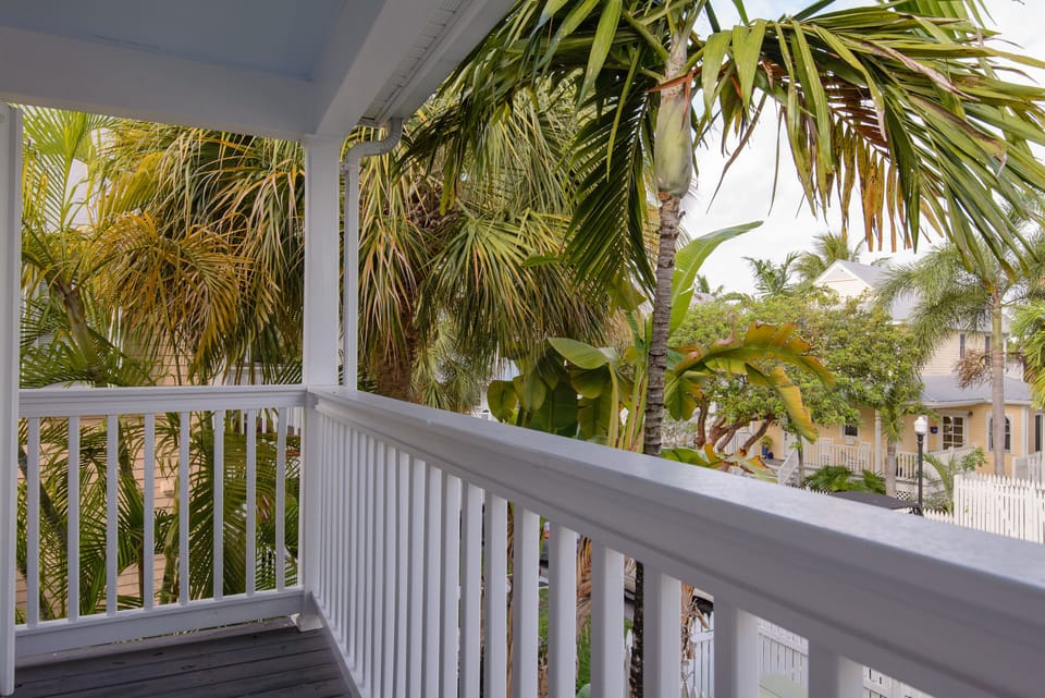 Guest Balcony