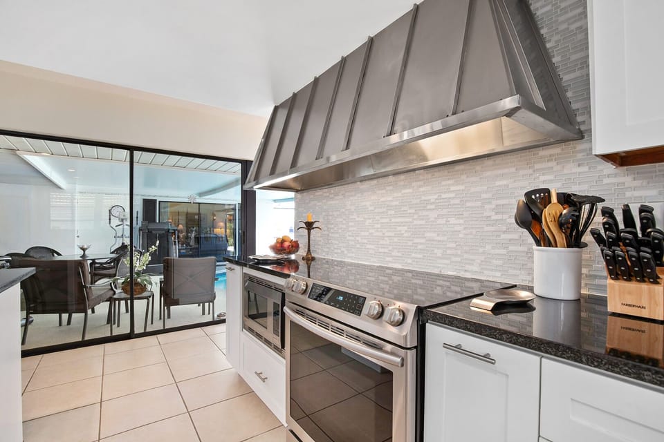 Kitchen (2)