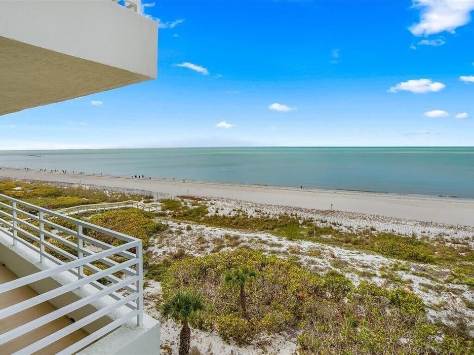 14-780 S Collier Blvd 508 Marco Island FL-36