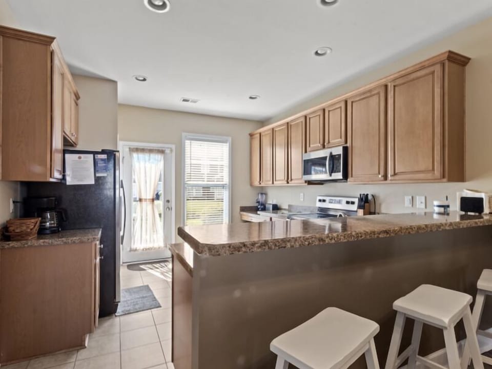 Breakfast bar