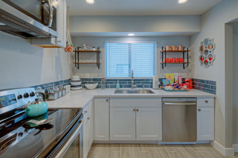 Gorgeous updated kitchen with all the amentities included.