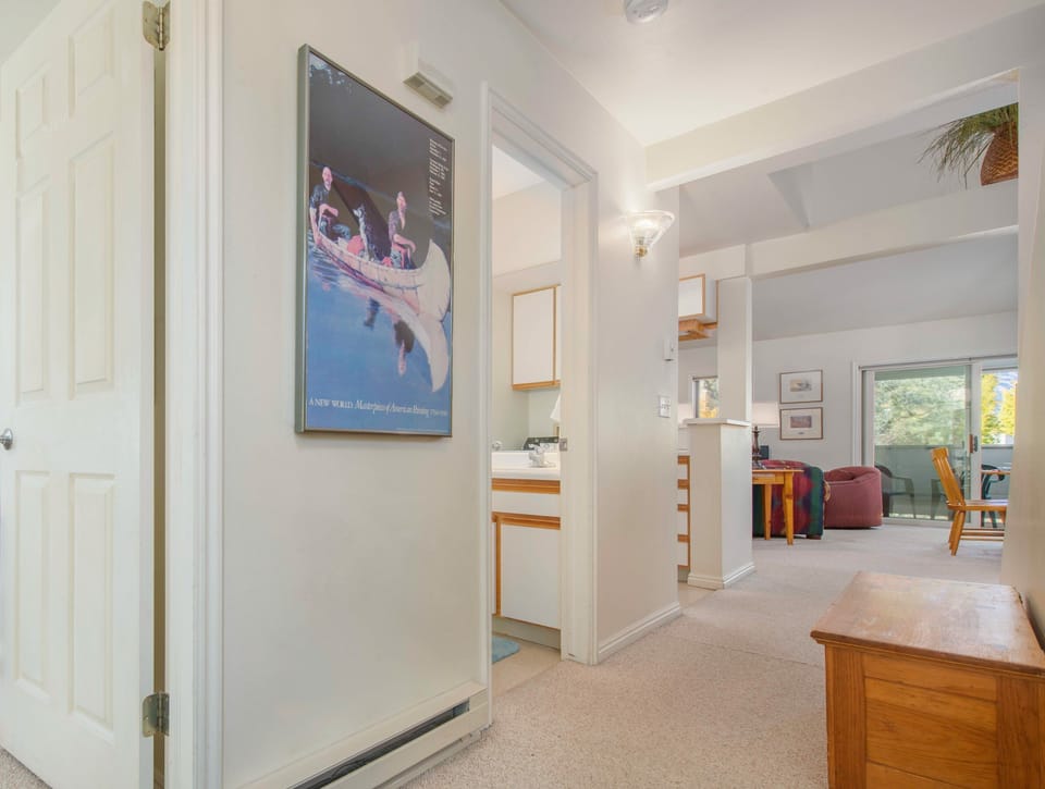 Entry Hall toTwin Bedroom, Full Bath and Living Space