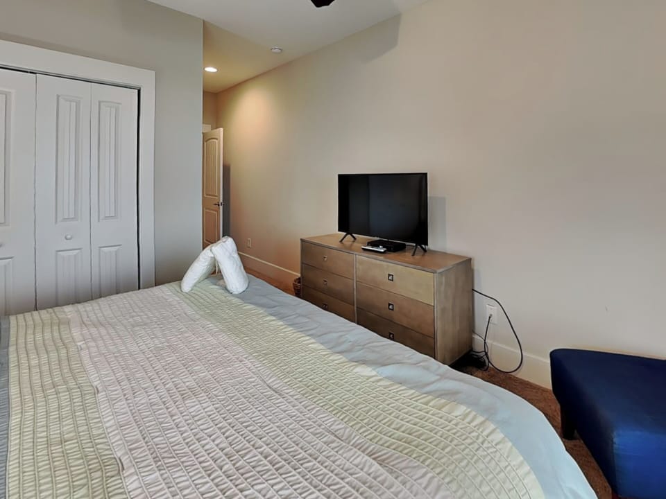 Foruth Bedroom - First Floor, King Bed, Deck Access