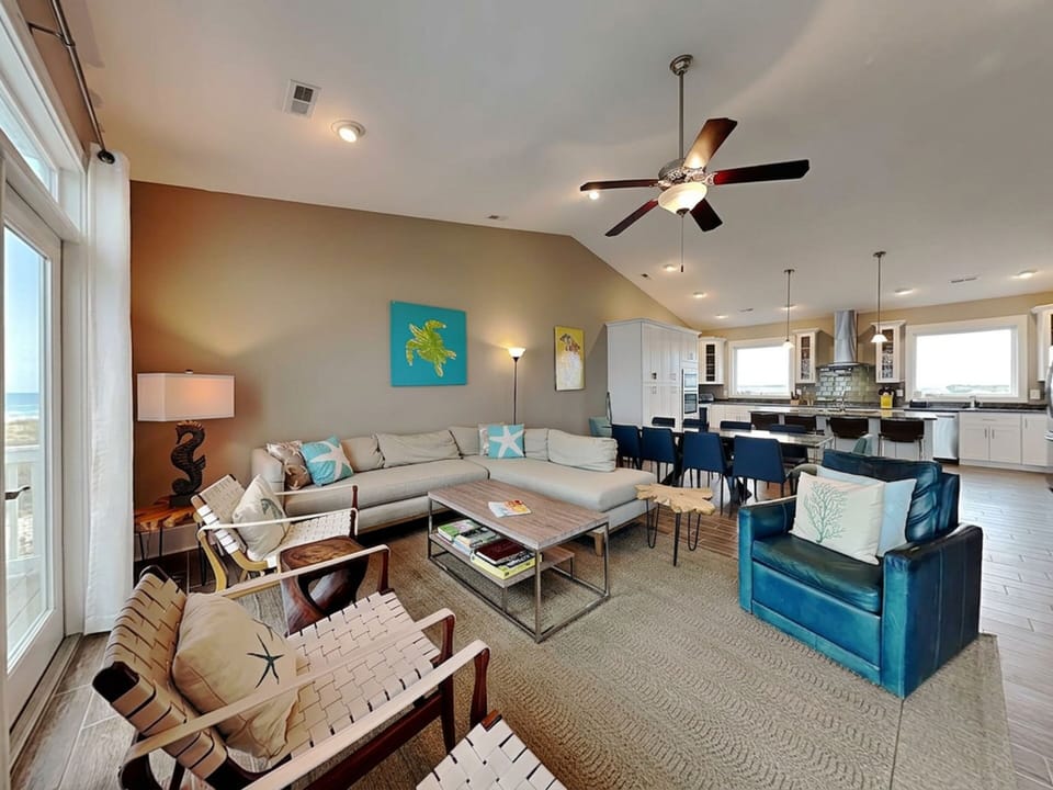 Spacious and Welcoming Layout