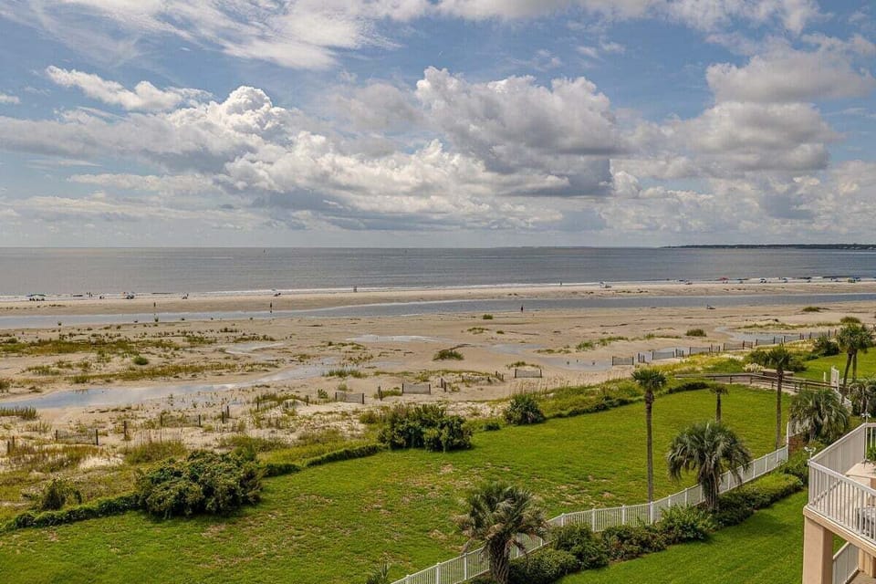 Saint Simons Grand #125 High tide on East Beach