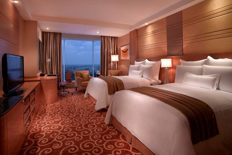 1 bedroom, premium bedding, minibar, in-room safe