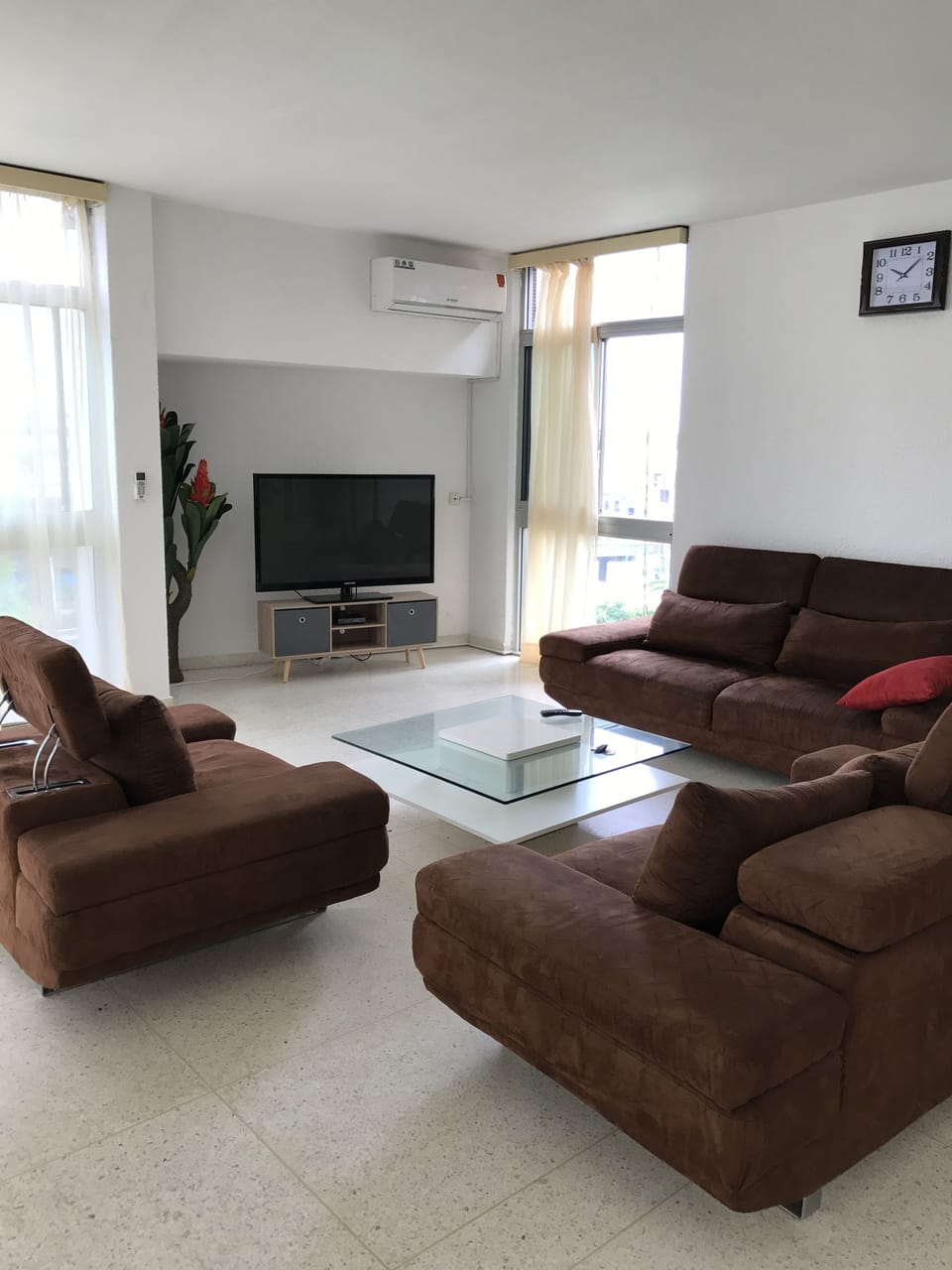 Basic Apartment, 2 Bedrooms | Living room | Plasma TV