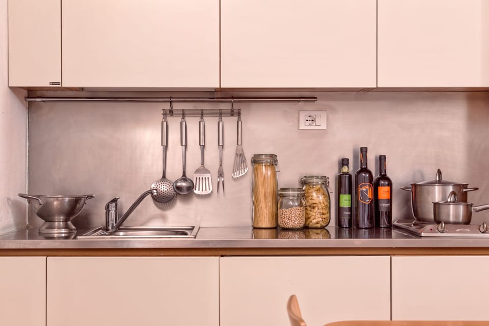Studio, Accessible | Private kitchen | Fridge