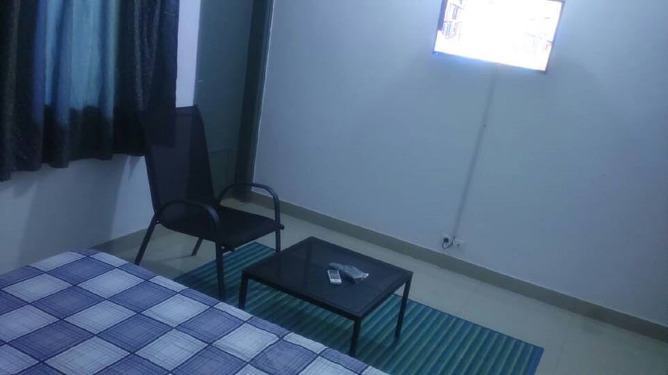Studio | Blackout drapes, rollaway beds (surcharge), WiFi (free), bed sheets