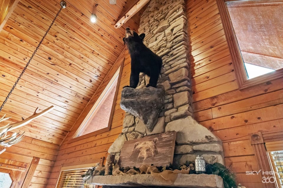 Luxury Cabin, 1 Queen Bed, Jetted Tub, Hill View (The Hideaway) | Premium bedding, individually decorated, individually furnished