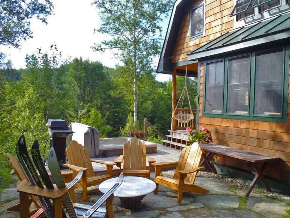 "This property has everything, badminton, fire pit, hot tub, huge TV..." KD
