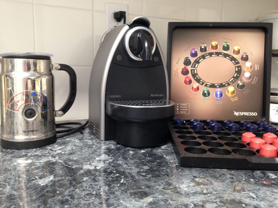 We provide a Nespresso maschine, bring you capsules