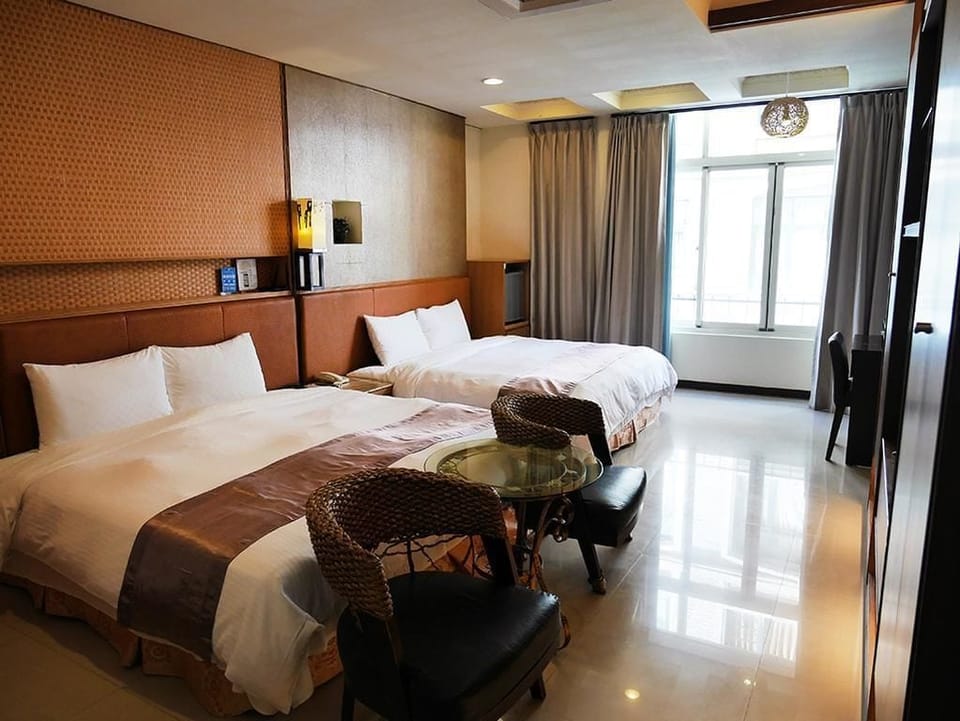 Standard Quadruple Room | Desk, free WiFi, bed sheets