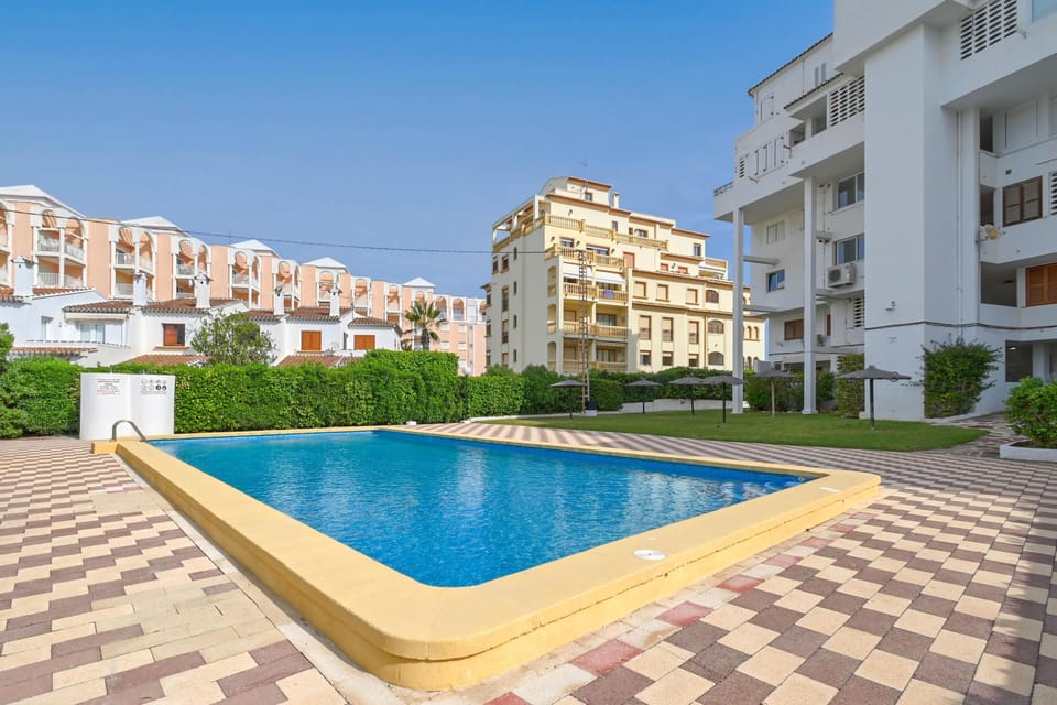 Communal swimming pool