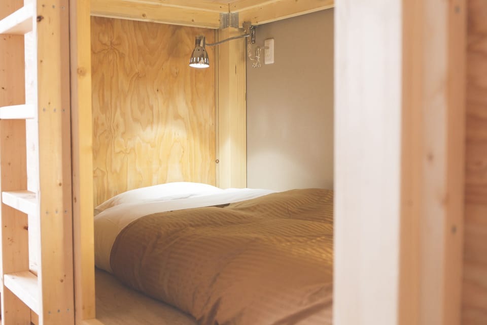 In-room safe, free WiFi, bed sheets