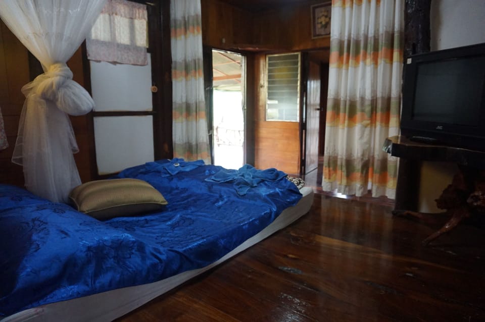 Two Bedroom Bungalow | Free WiFi