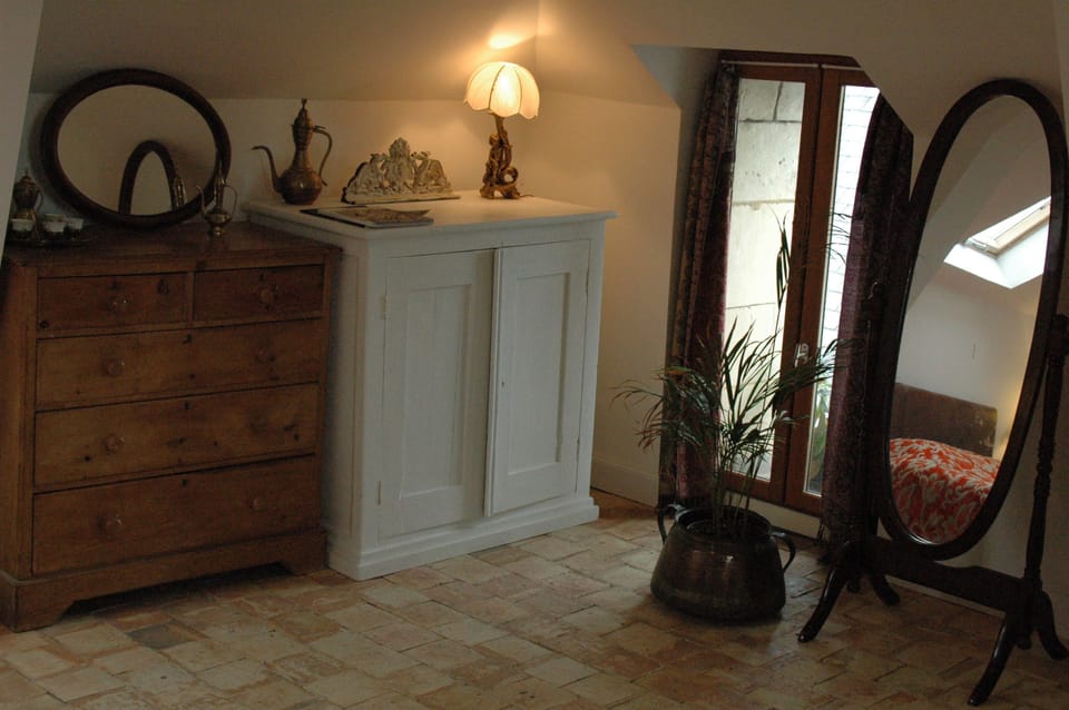 Deluxe Double Room | Living area | Table tennis
