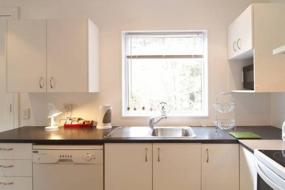 Romantic Villa, 3 Bedrooms, Garden View | Private kitchen | Coffee/tea maker, full-size fridge, microwave, oven
