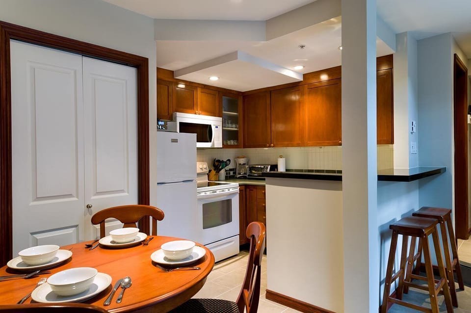 “Great home. We appreciated that the kitchen was so well stocked - “Great unit. We really appreciated that the kitchen was so well stocked, it made dining in an easy option”
