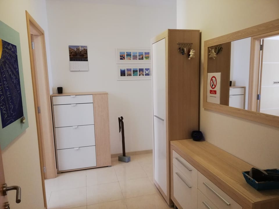 Entrance with Shoe Cupboard