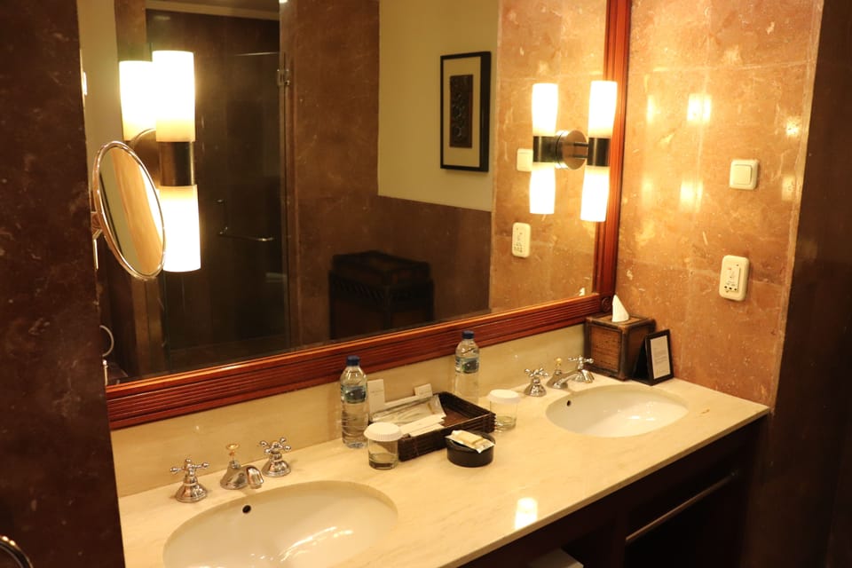 Honeymoon Villa (Free Return Airport Transfer) | Bathroom | Separate tub and shower, deep soaking tub, free toiletries, hair dryer