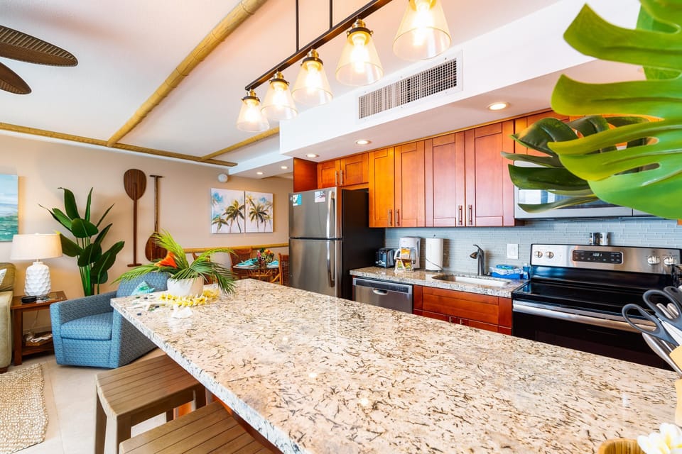 Condo, 1 Bedroom | Private kitchen | Coffee/tea maker, fridge, oven, toaster