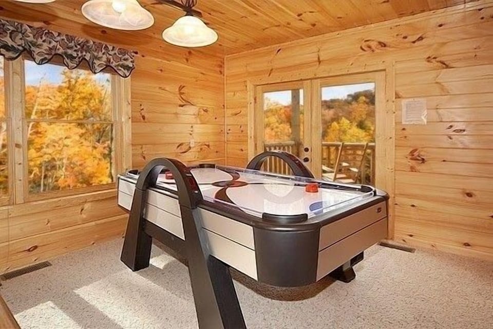 Cabin, 2 Bedrooms | Game room