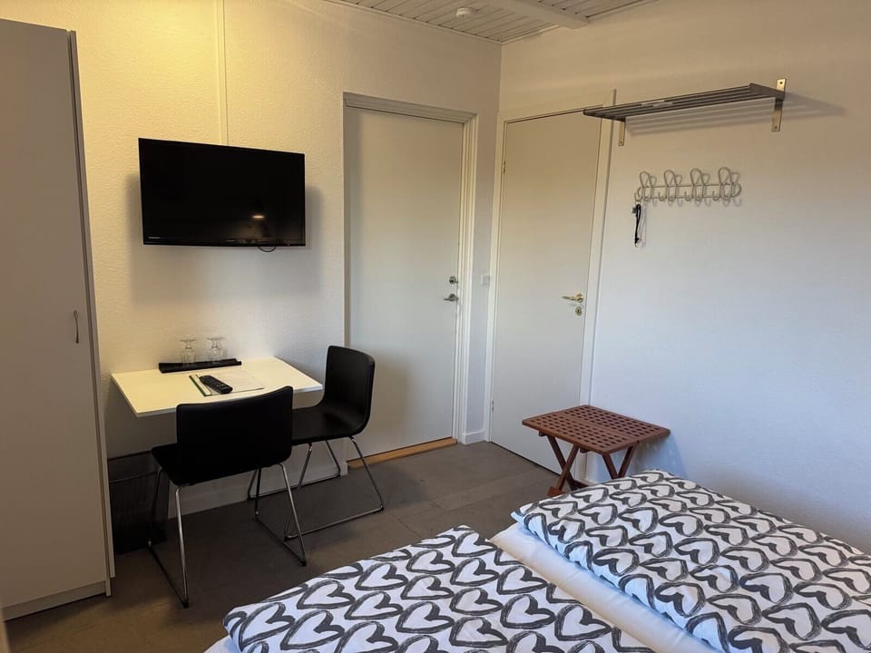 Standard Double Room, Private Bathroom | Hypo-allergenic bedding, individually decorated, individually furnished