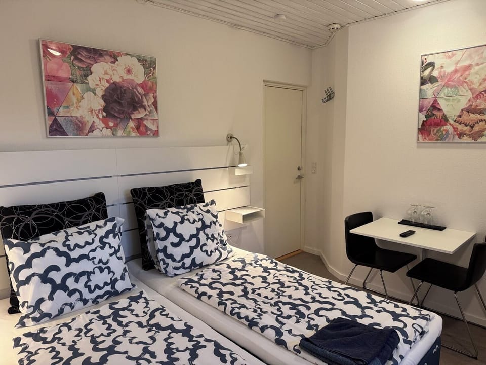Standard Double Room, Private Bathroom | Hypo-allergenic bedding, individually decorated, individually furnished